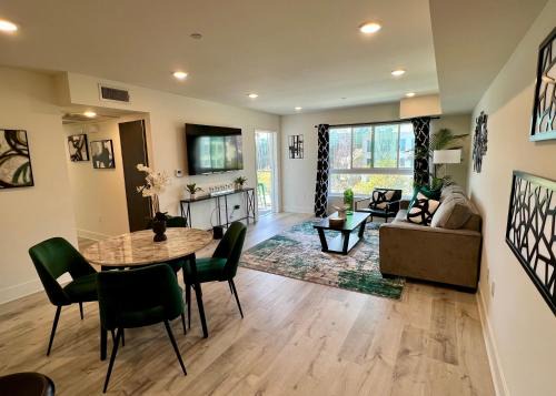 West Los Angeles Apartamento | Century City Chic 4 sleep free parking 402