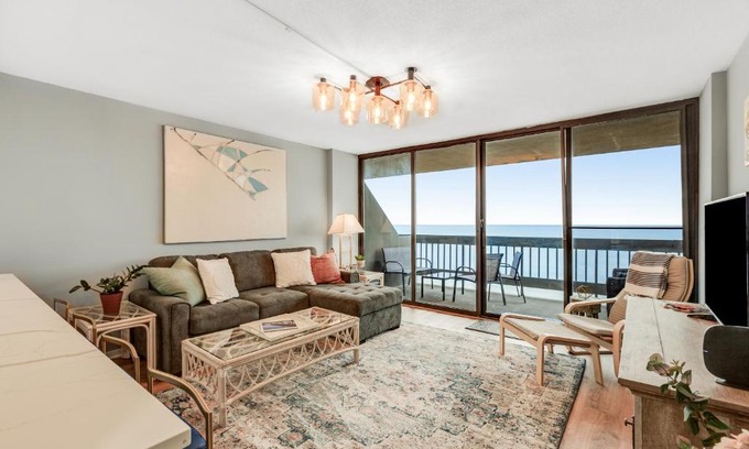 North Ocean City Hotel | Century I 1011