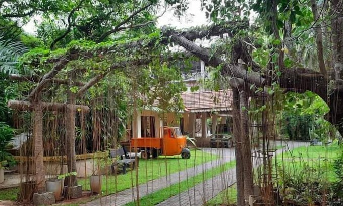 Negombo Hotel | Ceylon Kingsmen Garden Hotel