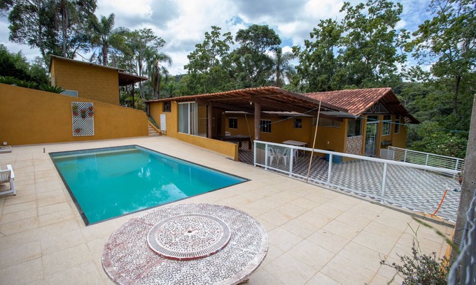 Ibiuna Casa | Chácara c piscina, churrasqueira e Wi-Fi em Ibiúna