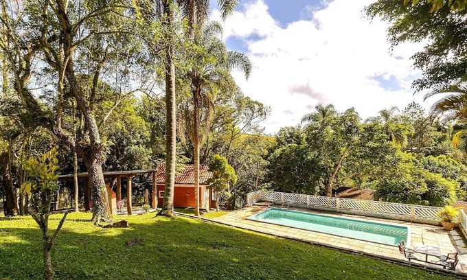Suzano Casa | Chácara c wifi, churrasq, pisc, lazer,pet friendly