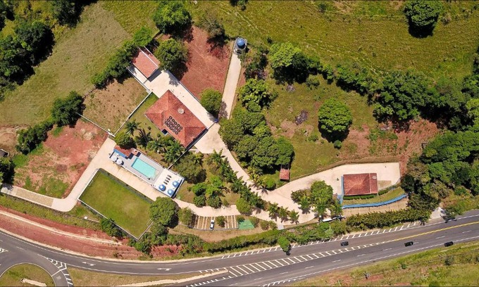 Lindoia Casa | Chácara das Araras
