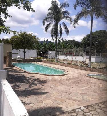 Roseira Casa | CHÁCARA PARA ROMEIROS- próximo ao santuário de nossa senhora