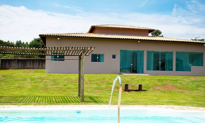 Aguas de Sao Pedro Casa | Prox Farm, Thermas Park - WiFi - Pool - Barbecue