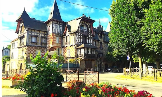 Carrieres-sous-Poissy Otro | Château Art Nouveau , Paris en Métro