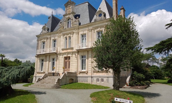 Beaulieu-sur-Layon Otro | Château du Breuil