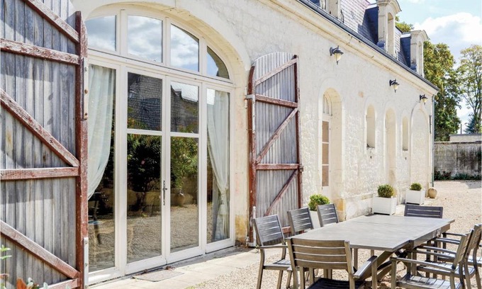 Riviere Casa | Château Du Rivière