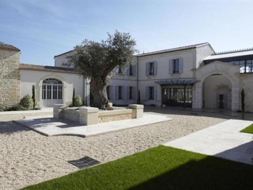 Lussac Casa | Château La Rose Perrière