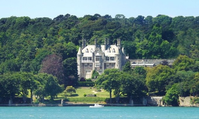 Menai Bridge Casa | Château Rhianfa