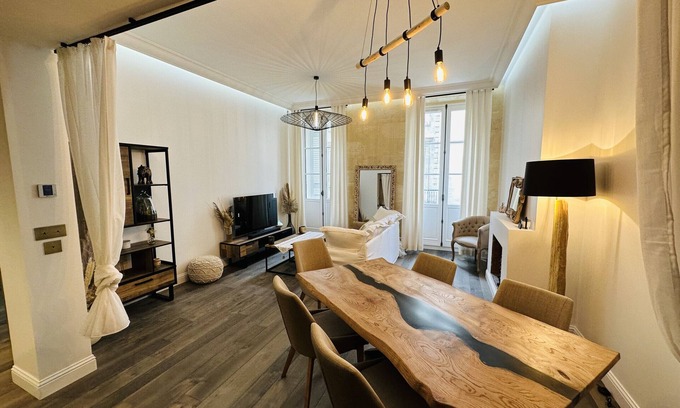 Hotel de Ville - Quinconces Apartamento | Château Trompette Tourny
