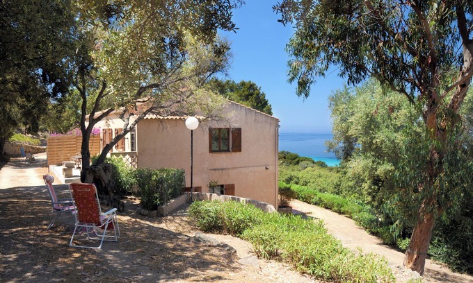 Santa-Reparata-di-Balagna Apartamento | "Chênes verts" (max 5 pers.)vue mer-plage & mer à 1.5km sur prop. fermée-Pkg