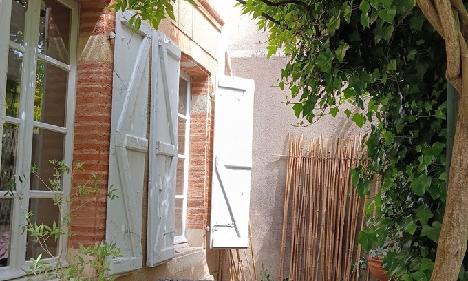 Lezat-sur-Leze Cama Y Desayuno | Ch double garden