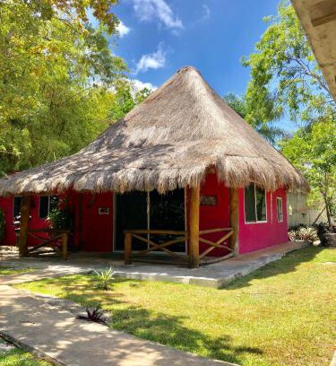 Alfredo V. Bonfil Casa | Ch'ejum bungalow