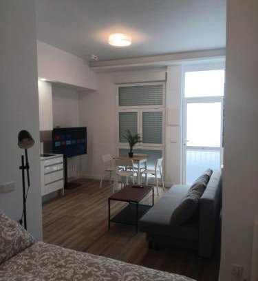 Almenara Apartamento | CH Plaza Castilla 2