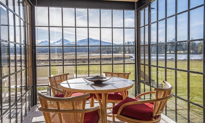 Black Butte Ranch Condominio | CHC # 59 ¡Espectacular paisaje de Black Butte Ranch y una ubicación privilegiada!