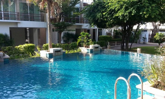 Bang Kao Casa | Cha Am Beach Front Pool Villa