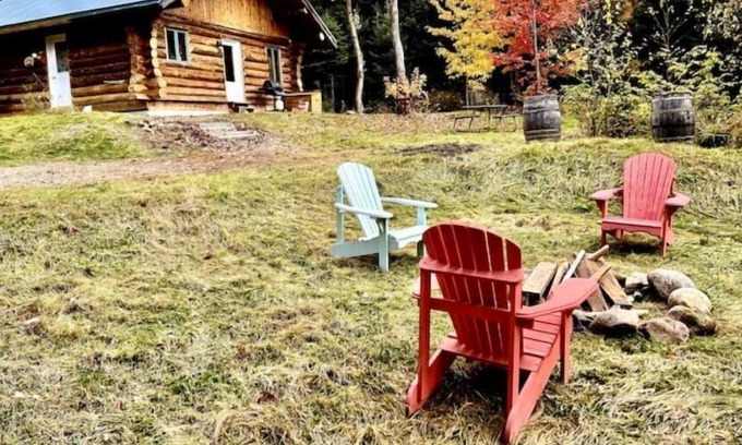 Saint-Gabriel-de-Valcartier Chalet De Esquí | Chalets Terre de l 'Orme Chalet Bois Rond à SGDV