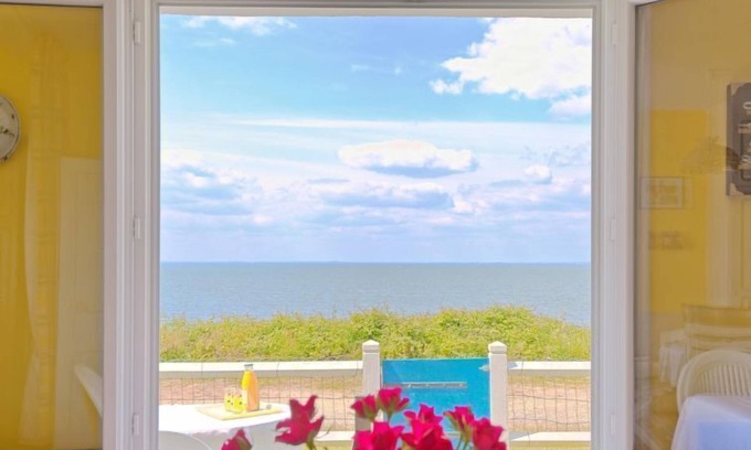 Quimiac Casa | Charme de la plage du Moulin by Interhome