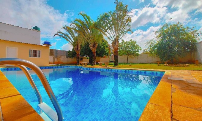 Salto de Pirapora Casa | Chácara Lupi1 in Sorocaba with swimming pool, barbecue, fruit trees.