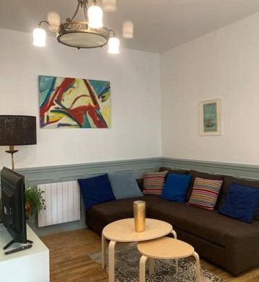 Mulhouse Apartamento | CHACHACHA appartement de charme, calme,balcon 5pers 4étoiles, patio