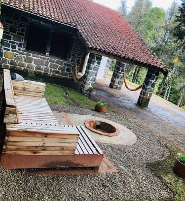 Vila Poran Chalet De Esquí | Chalé aconchegante na Vila Inglesa