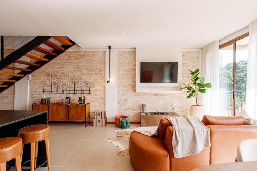 Buenopolis Chalet De Esquí | Chalé com Banheira e Vista no Centro de Monte Verde