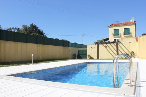 Peniche Casa | Chalé da Malvarosa