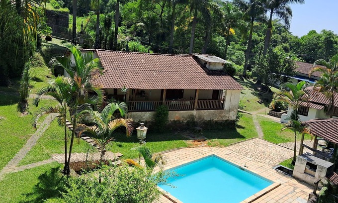 Vale do Ermitao Chalet De Esquí | Chalé em Penedo RJ 2 Minuto do Shopping Papai Noel