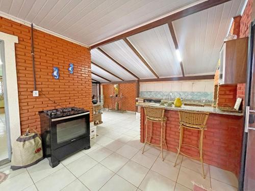Setor Lagoa Quente Chalet De Esquí | Chalé perfeito para Férias c/3 Quartos e Piscina