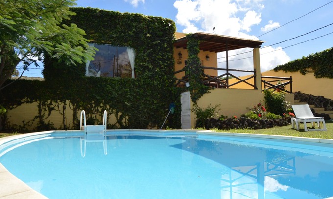 La Solana Villa | Chalet La Alpispa con piscina privada en Las Palmas de Gran Canaria.