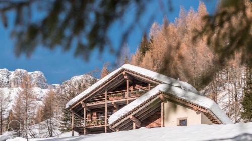 Livinallongo del Col di Lana Chalet De Esquí | Chalet Dolomites Luxe con Spa, Piscine, Jacuzzi e Cinema Privato