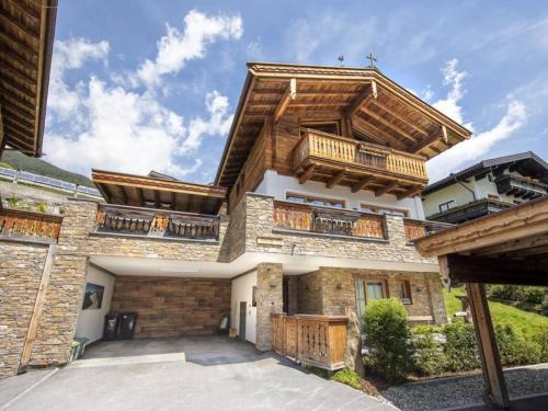 Schonbach Chalet De Esquí | Chalet with Sauna and Natural Pool