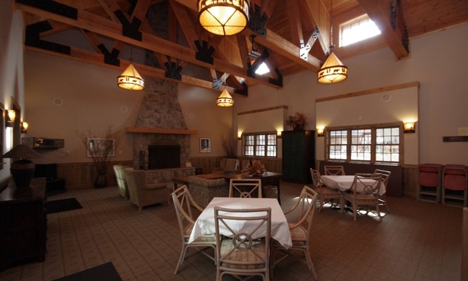 Government Camp Chalet De Esquí | The Official Collins Lake Resort Building G Chalet #148