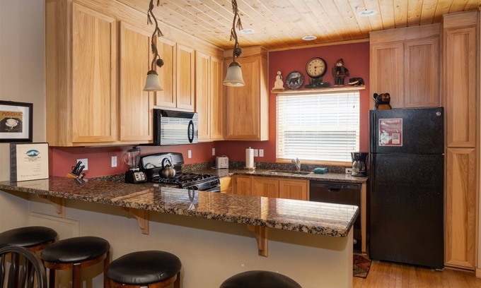 Government Camp Chalet De Esquí | Chalet 15 at the Official Collins Lake Resort