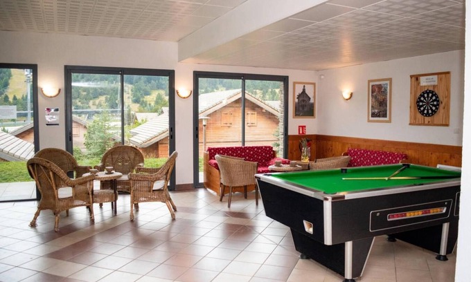 Saint-Etienne-en-Devoluy Chalet De Esquí | Chalet, 300m de los comercios, fitness, piscina, terraza, parking, tv, local para esquís, 42m²