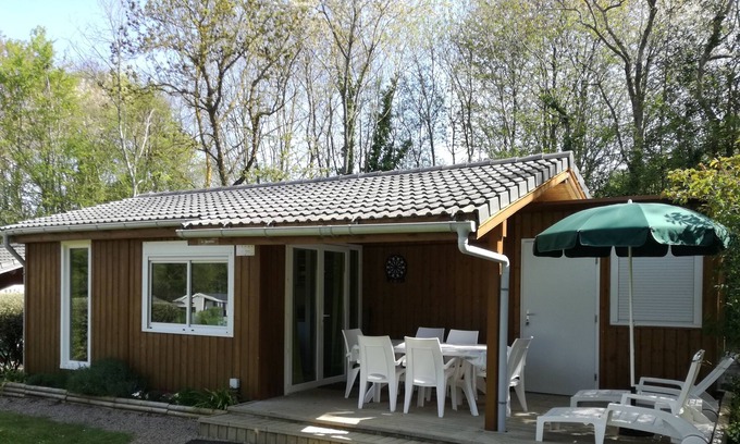 Pleneuf-Val-Andre Chalet De Esquí | alquiler chalet 4 pers piscina cubierta climatizada vista estanque alquiler semanal