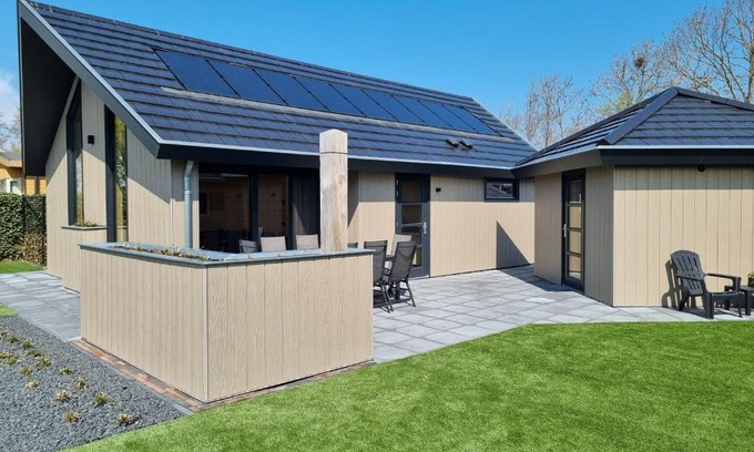 Sint-Annaland Chalet De Esquí | Chalet aan de Oosterschelde met Airconditioning!