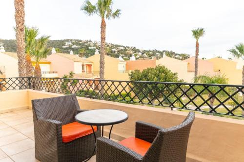 Atlanterra Chalet De Esquí | Chalet Adosado Susurros Marinos