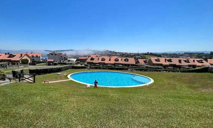 Comillas Casa | Chalet Adosado en exclusiva urbanización