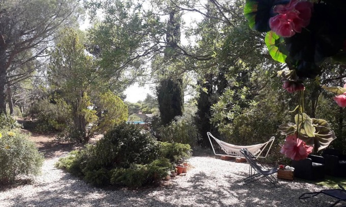 Fabrezan Chalet De Esquí | Chalet and pool 4 persons in the Corbieres, large garden