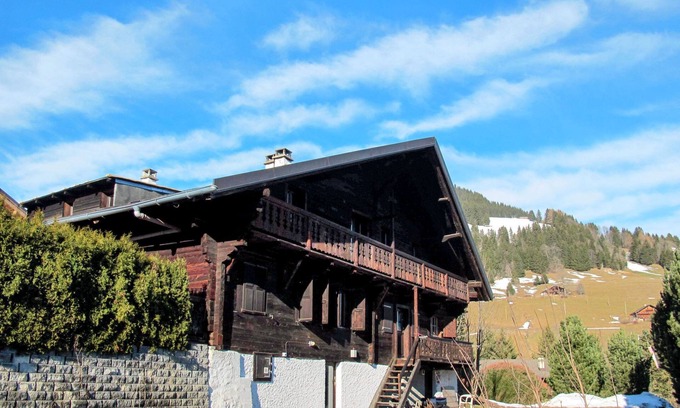 Champery Apartamento | Chalet Anthamatten by Interhome