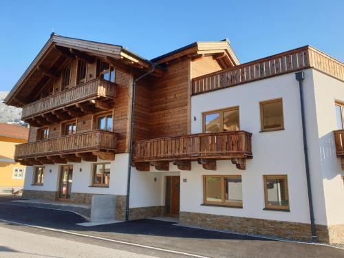 Schonbach Chalet De Esquí | Chalet in Neukirchen near Ski Slopes