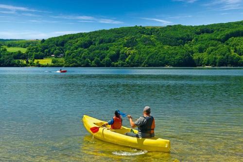 La Salvetat-sur-Agout Chalet De Esquí | Chalet au lac de la raviège