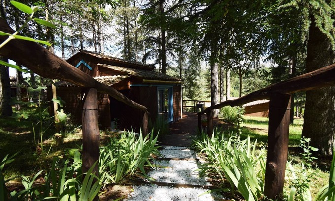 Layrac Chalet De Esquí | Chalet avec piscine au Domaine du Lac de Goulens