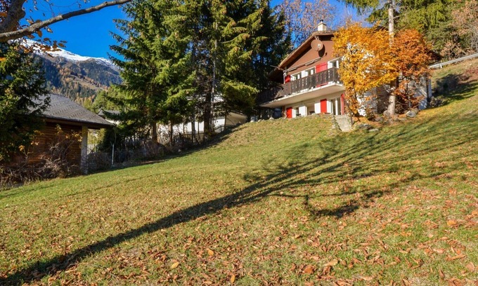 Fiesch Chalet De Esquí | Chalet Belle Hélène for a perfect week away for skiing or hiking