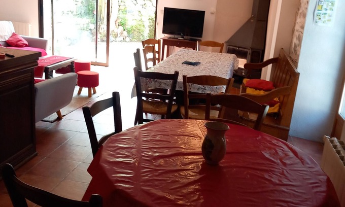 Aste-Beon Chalet De Esquí | Bonito y grande majada restaurada en el corazón del valle de Ossau