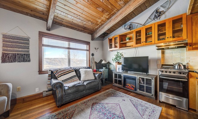 Sandpoint Chalet De Esquí | Chalet Bleu at Schweitzer Mnt Idaho