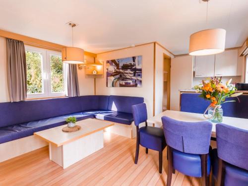 Leuken Chalet De Esquí | Chalet by Leukermeer Waterside
