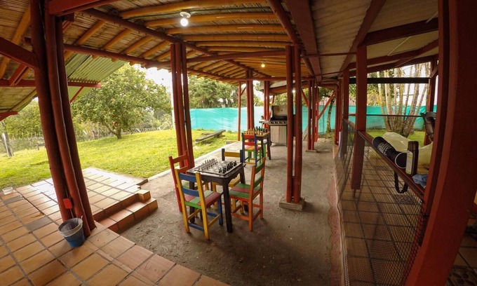 Salento Chalet De Esquí | CHALET CAFE Y ARTE, (Mi taller, inspiración y mi vida. Para mis invitados ahora.