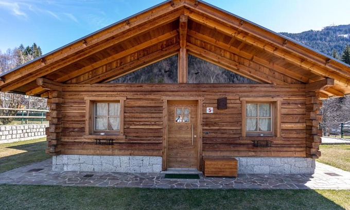 Sant'Antonio di Mavignola Chalet De Esquí | Chalet Camping Faè 5 - Trilocale
